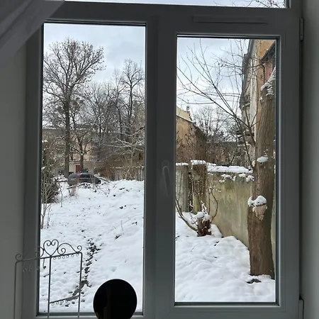 Siesta On Stefanyka *